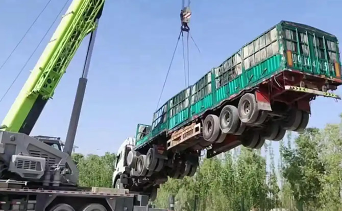 平桥区道路脱困救援案例